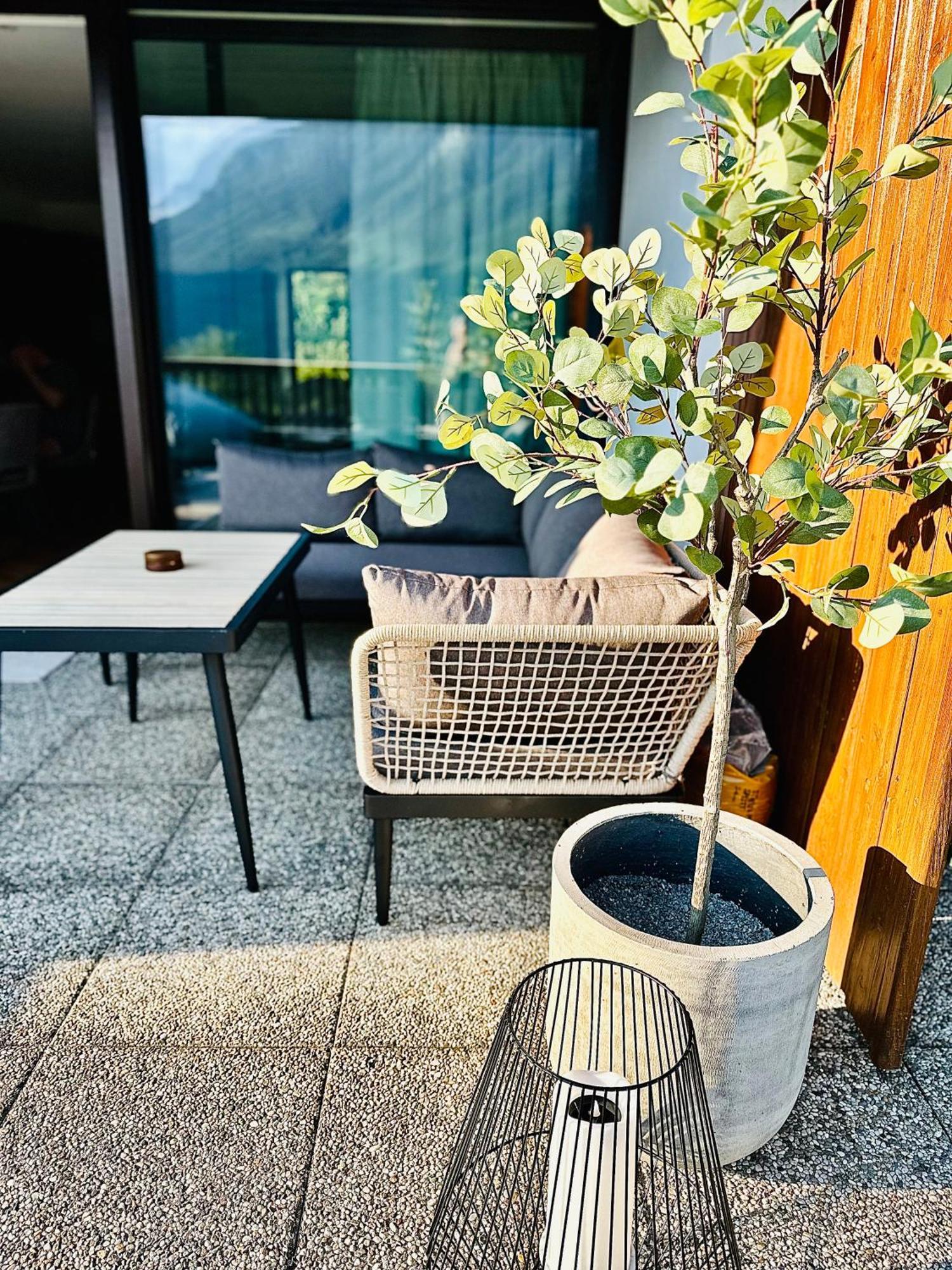 Das Alpenzeit Appartement Mit Just Private Terrasse (Adults Only) Bad Aussee Eksteriør billede