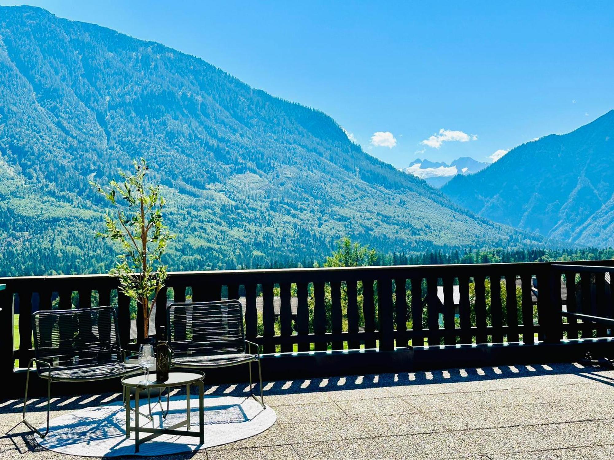 Das Alpenzeit Appartement Mit Just Private Terrasse (Adults Only) Bad Aussee Eksteriør billede