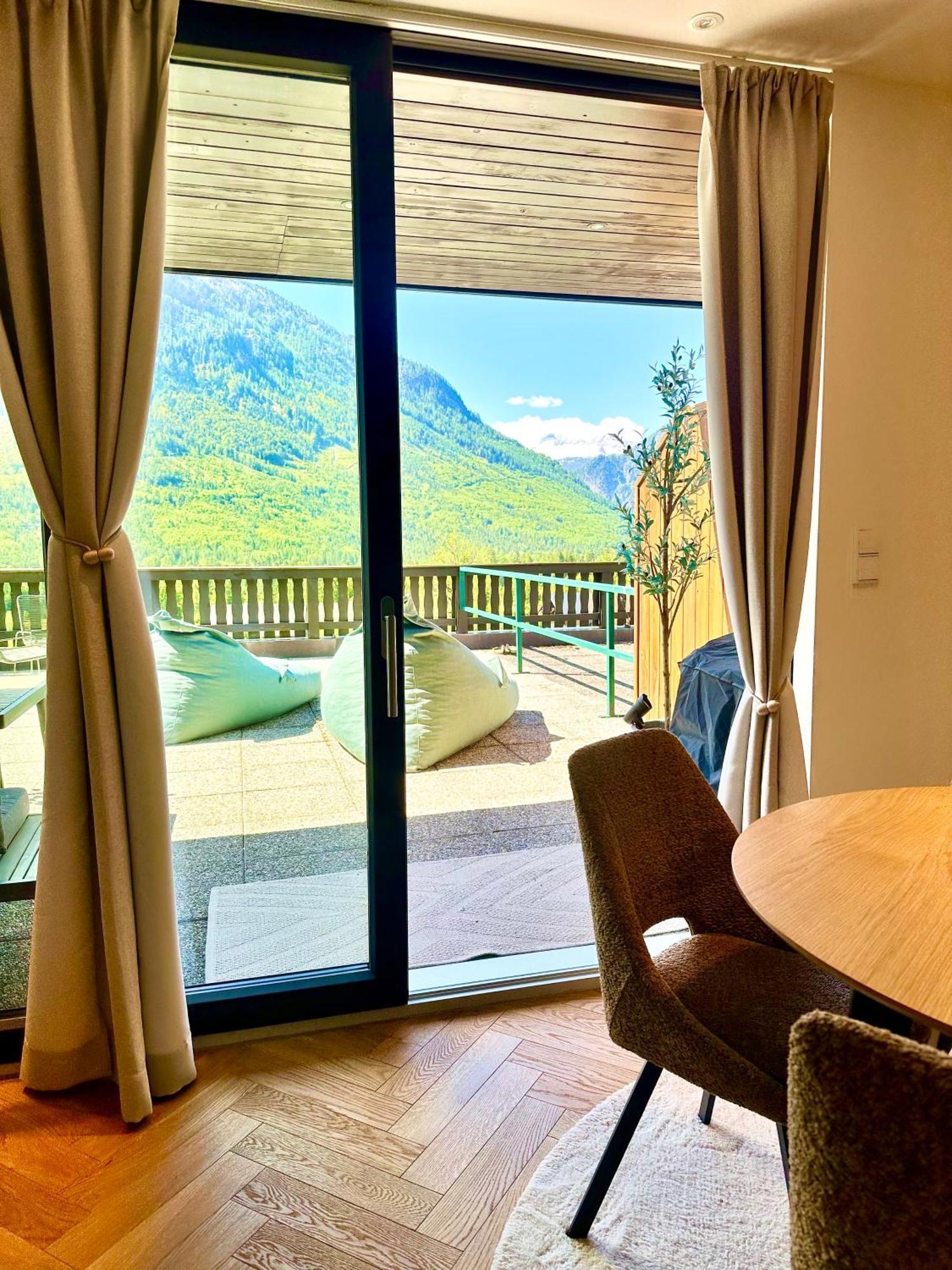 Das Alpenzeit Appartement Mit Just Private Terrasse (Adults Only) Bad Aussee Eksteriør billede