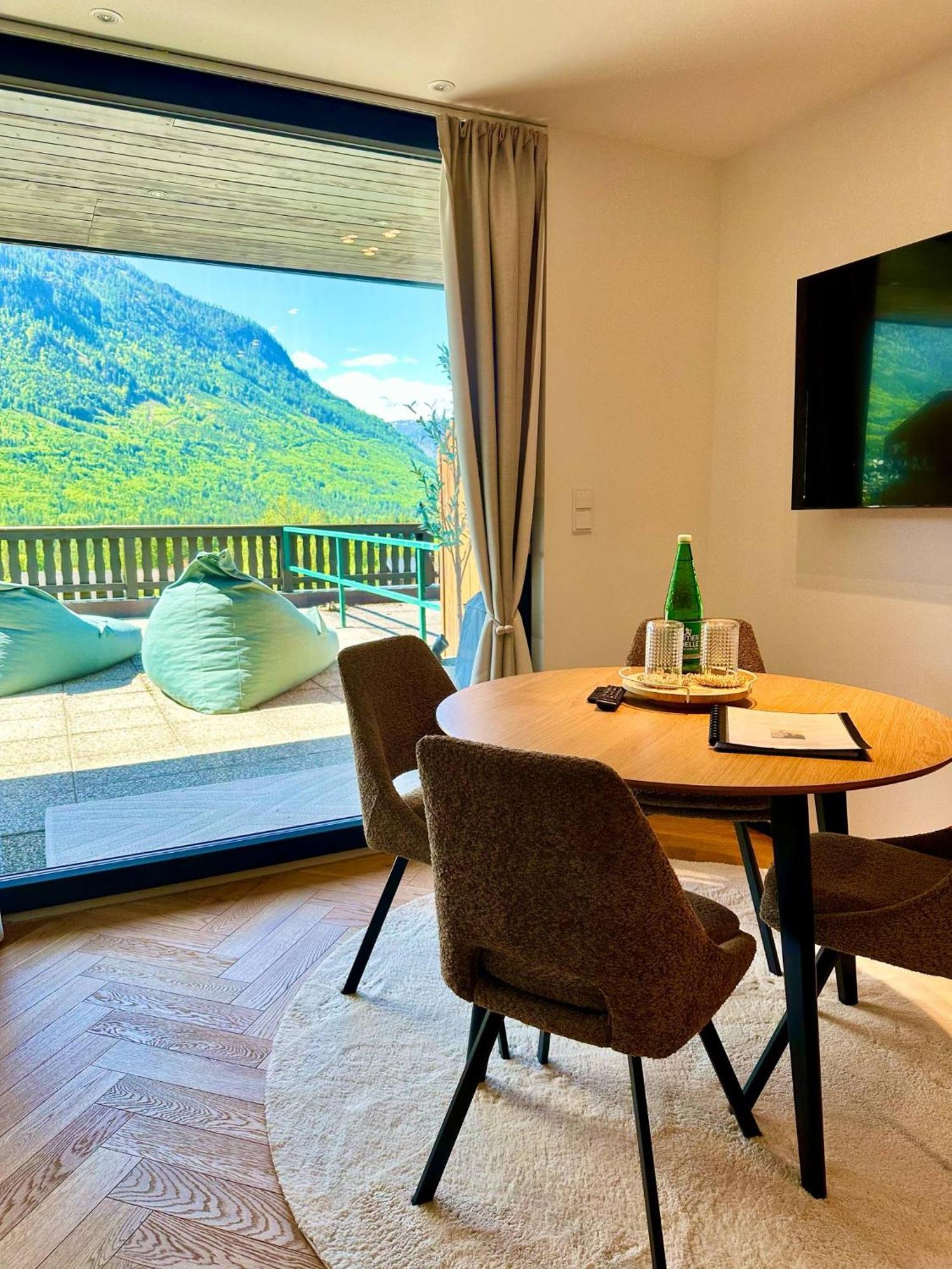 Das Alpenzeit Appartement Mit Just Private Terrasse (Adults Only) Bad Aussee Eksteriør billede